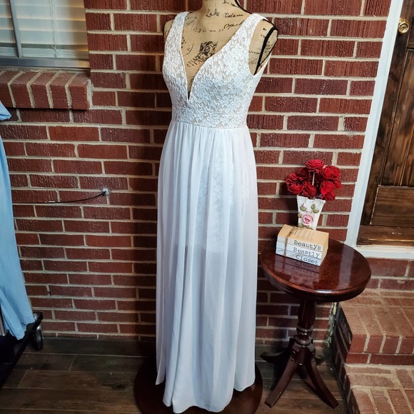 Lulus Chiffon Lace Plunge Flowy Floor Length Wedding Dress White, Open Back - Picture 4 of 11